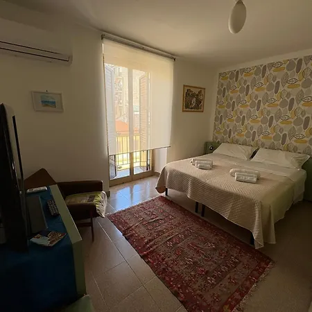 Home.70 Carini Appartement *