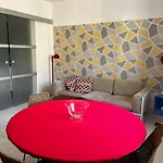 Home.70 Carini Appartement